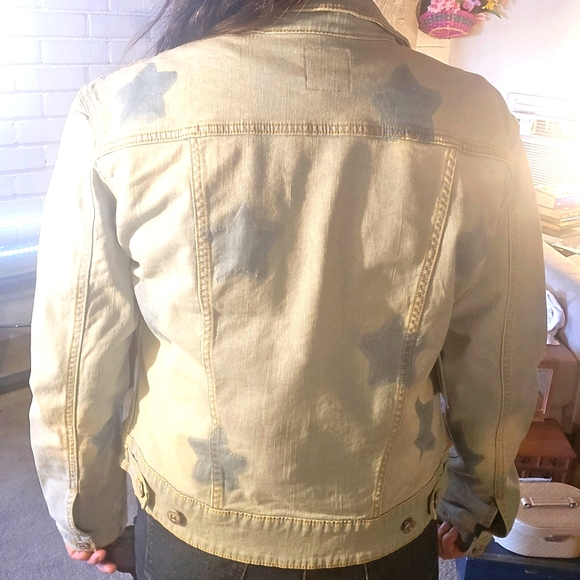 LuLaRoe Harvey  Denim Jean Crop Jacket - Blue with Stars - Patriotic - Picture 9 of 10